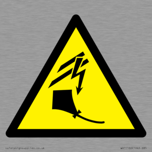 W505 Warning: Kite flying near overhead power lines